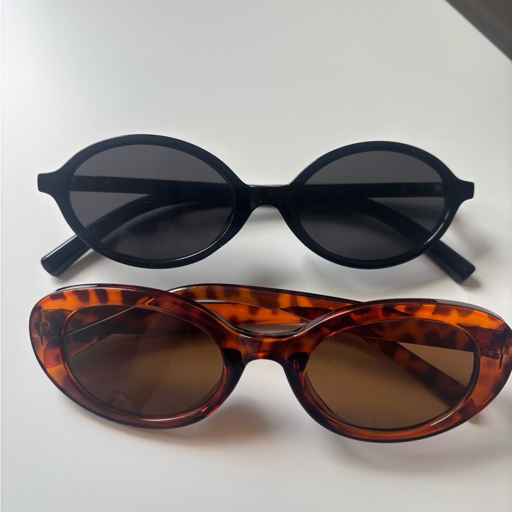 Stylish Oval Sunglasses Set in Black and Tortoiseshell